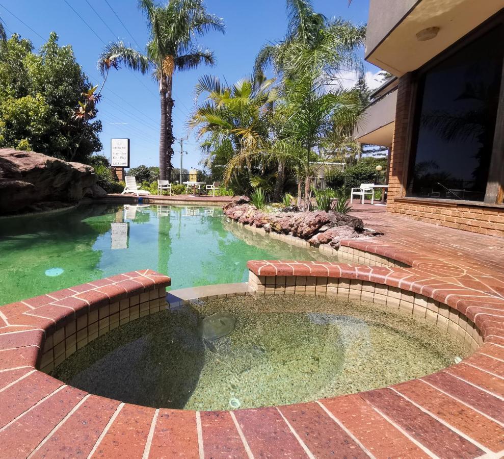 Lakeside Inn Wollongong Primbee Dış mekan fotoğraf