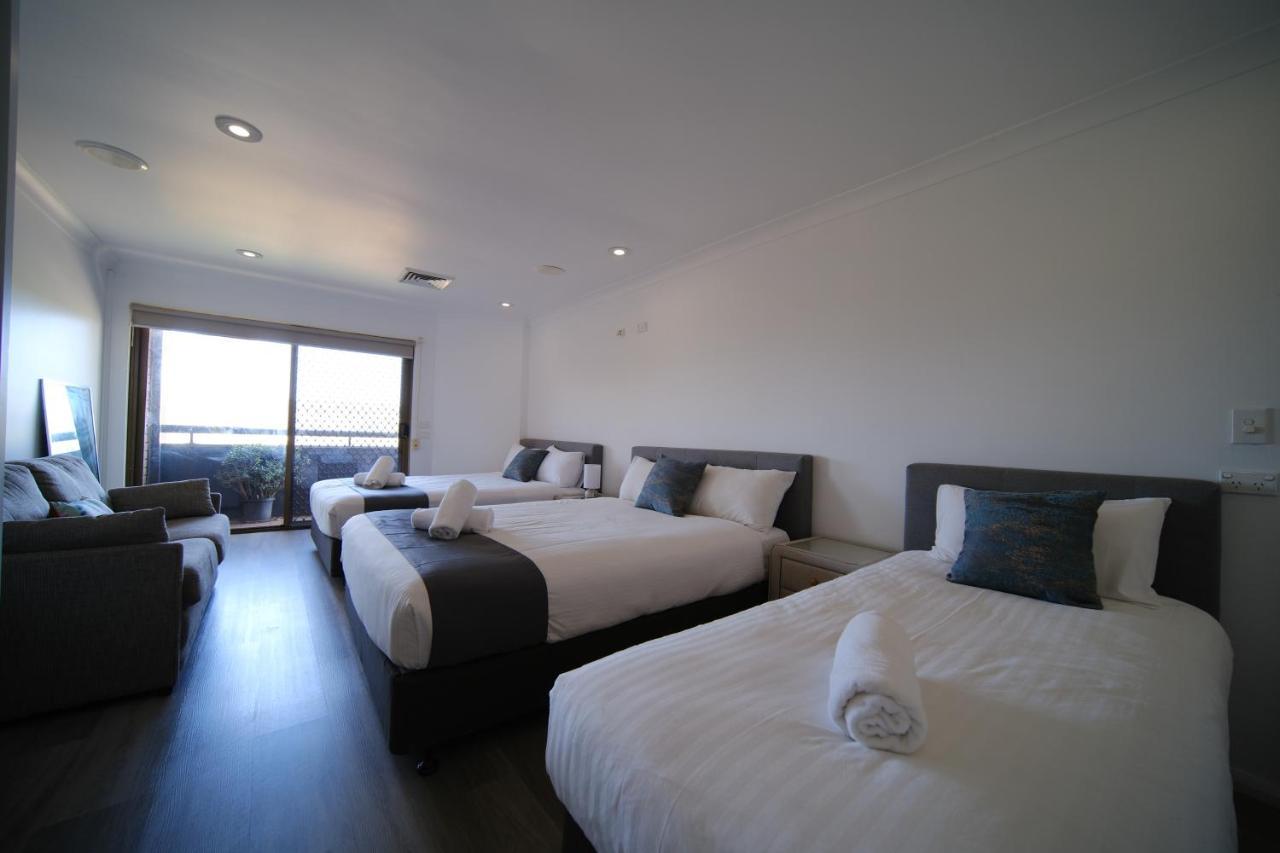 Lakeside Inn Wollongong Primbee Dış mekan fotoğraf