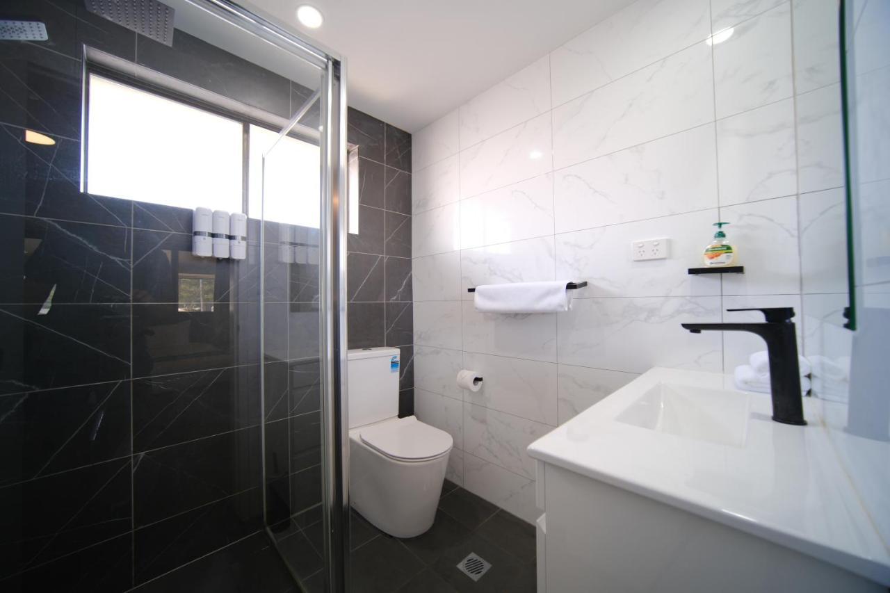 Lakeside Inn Wollongong Primbee Dış mekan fotoğraf