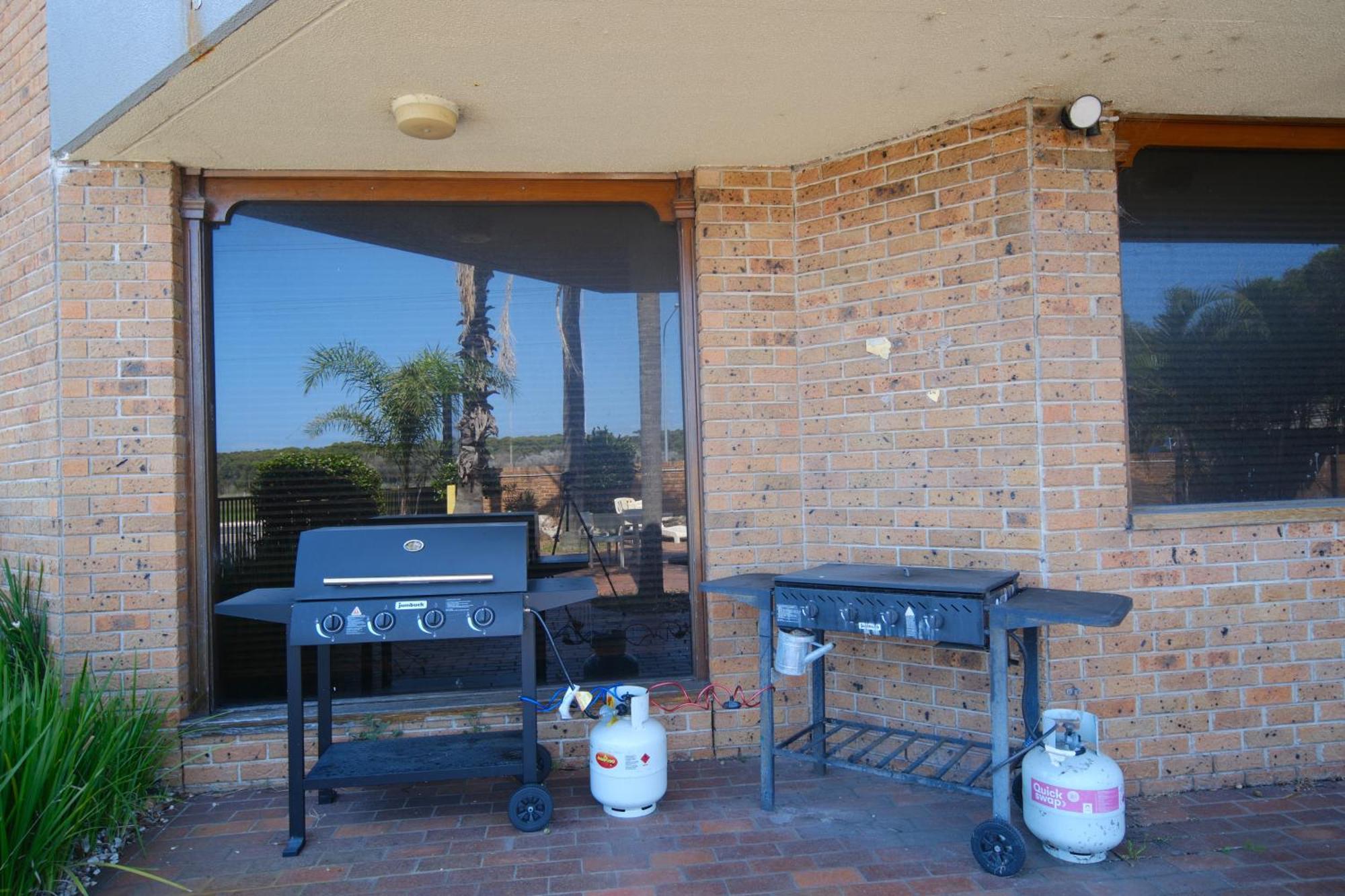 Lakeside Inn Wollongong Primbee Dış mekan fotoğraf
