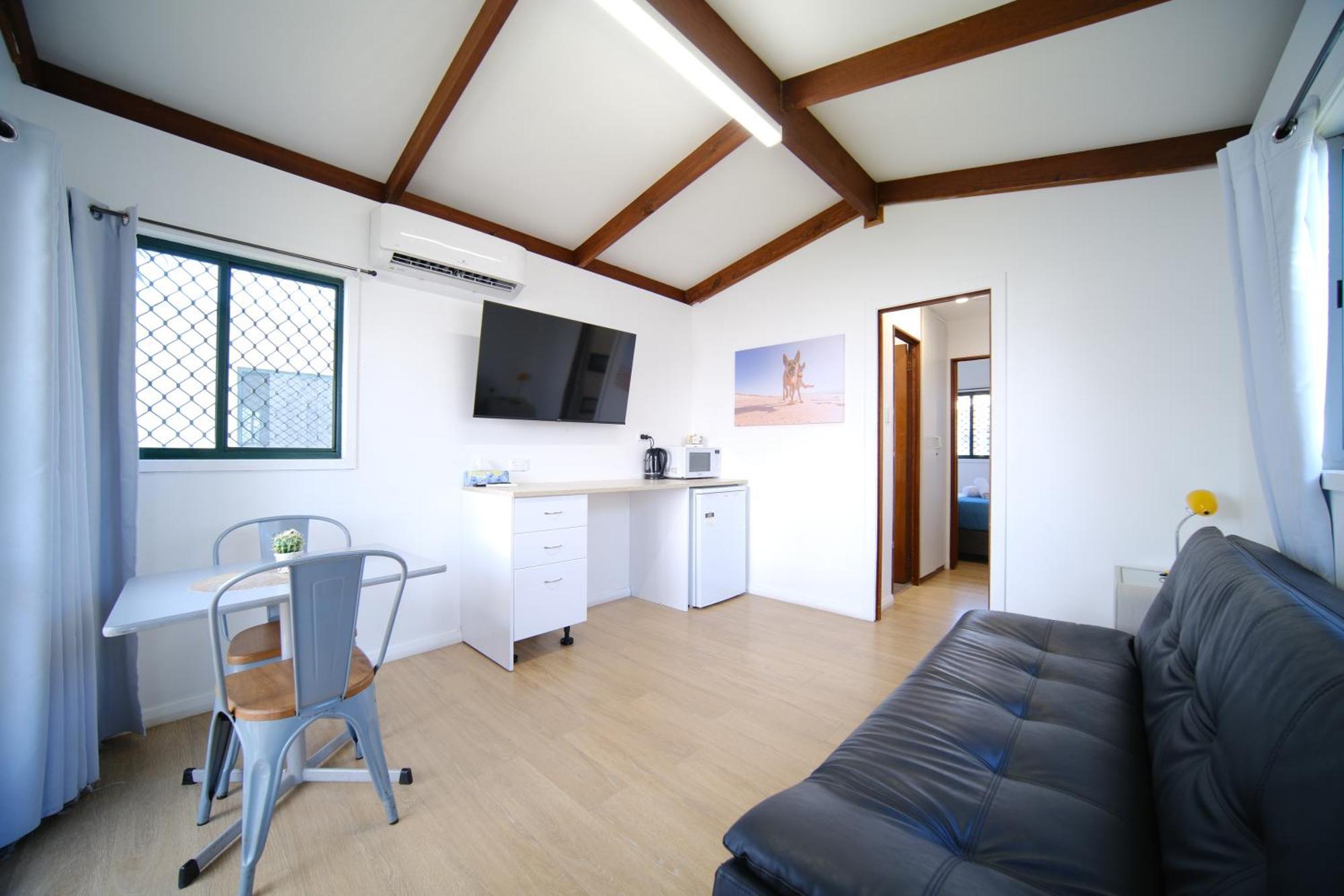 Lakeside Inn Wollongong Primbee Dış mekan fotoğraf