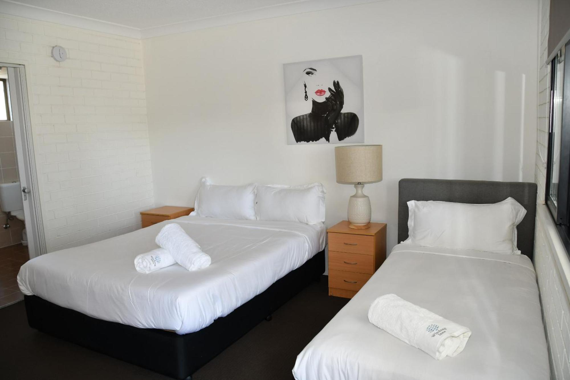 Lakeside Inn Wollongong Primbee Dış mekan fotoğraf