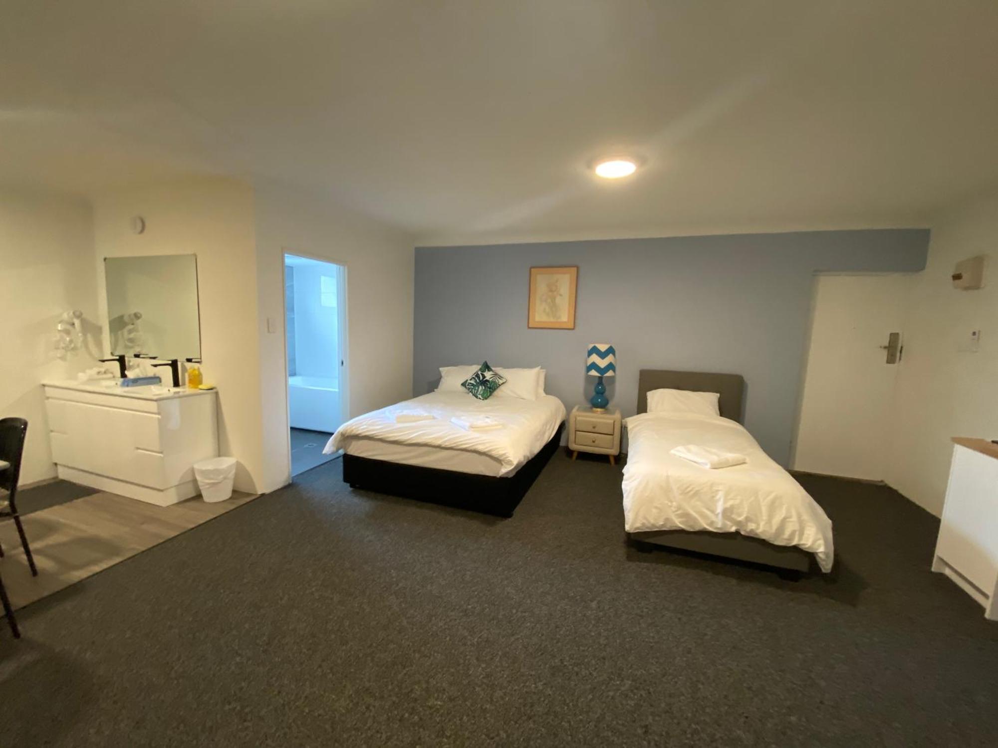 Lakeside Inn Wollongong Primbee Dış mekan fotoğraf